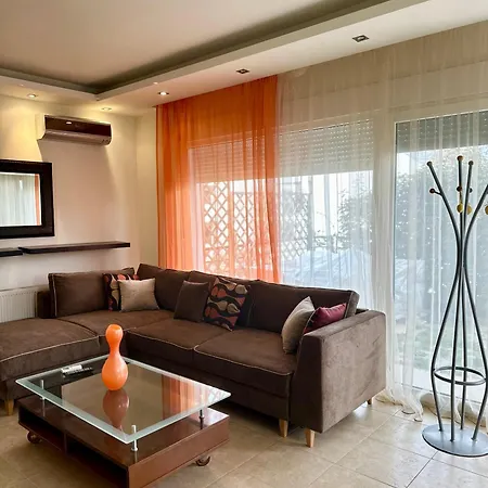 Diamond Apartment